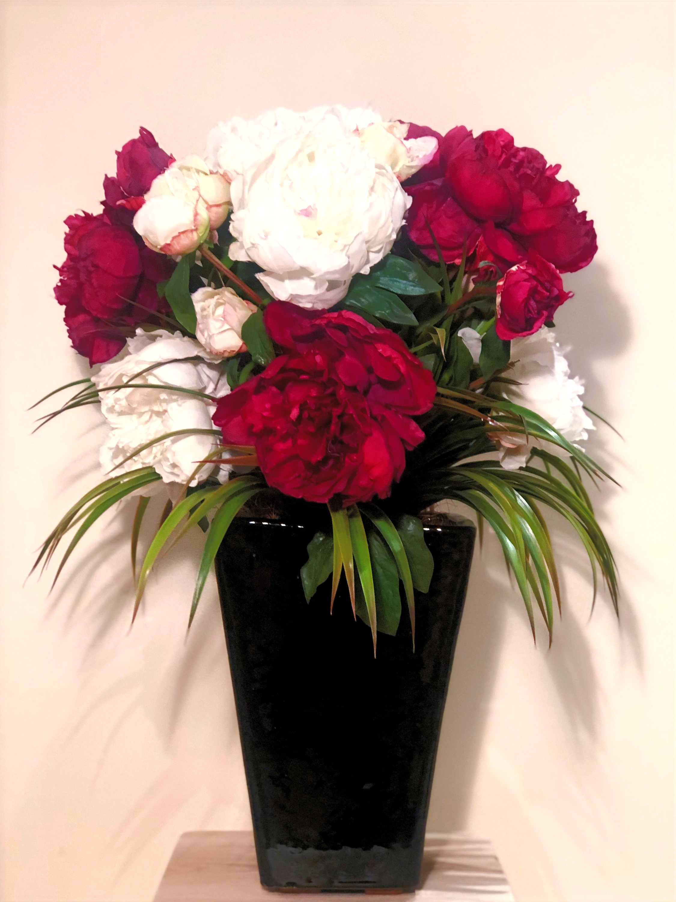 Ceramic floral arrangement